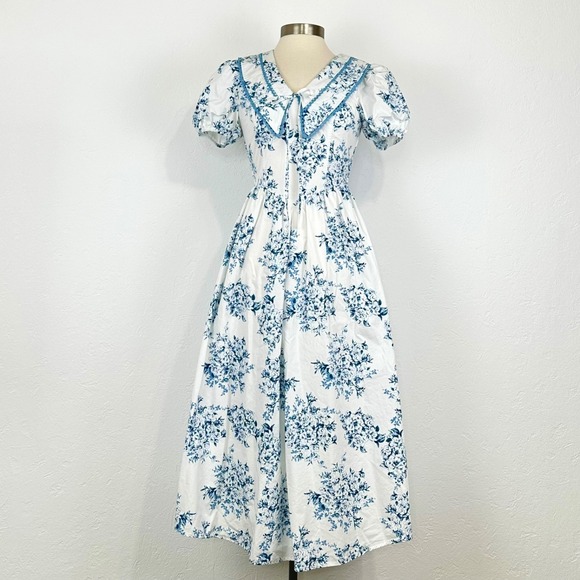 bohme Dresses & Skirts - Cottagecore Romantic Dress Small Basque Peter Pan Lace Toile Floral Puff Sleeve